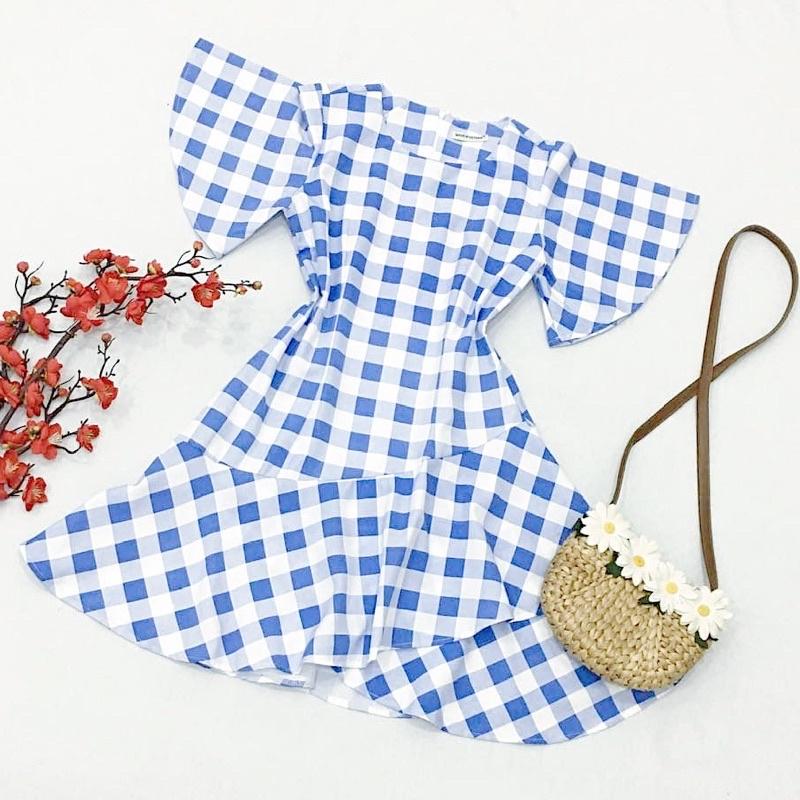 Đầm váy caro xanh tùng bèo