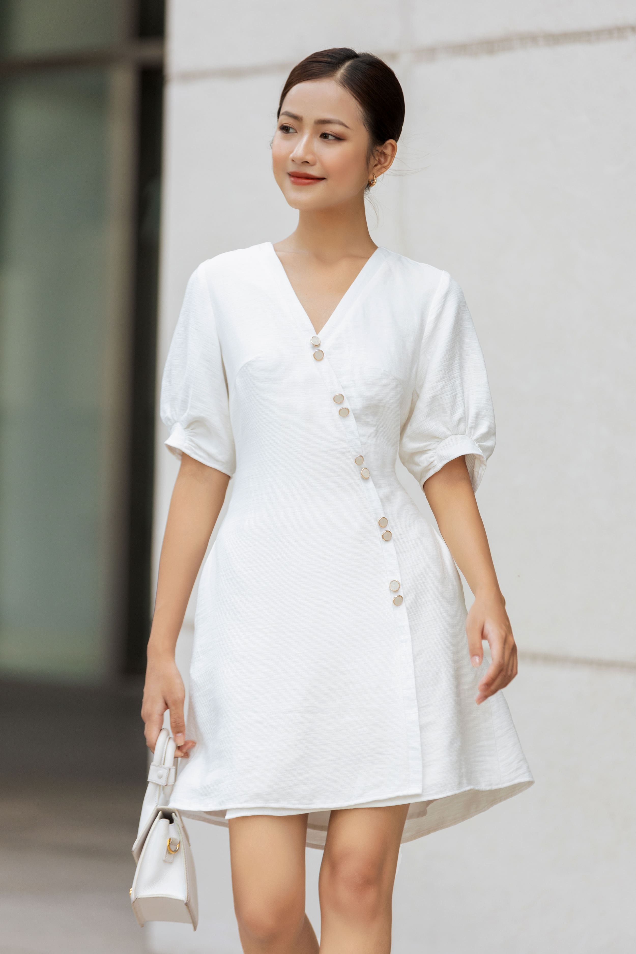 OLV - Đầm Buttoned White Dress