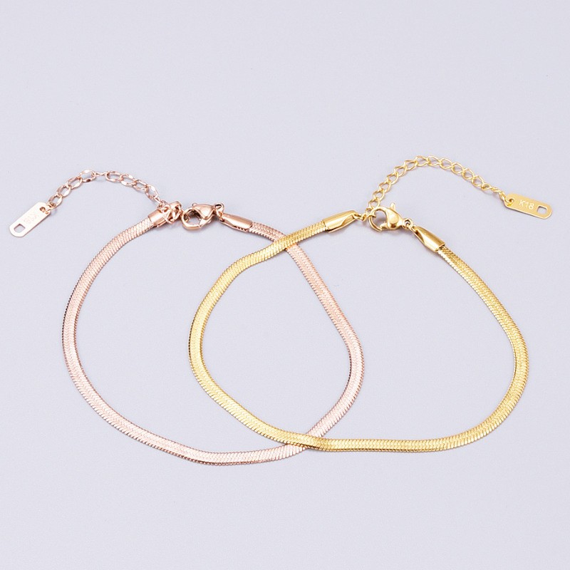 Lắc Tay Mì Titan Ko Đen TT 2762 - 1 Cái