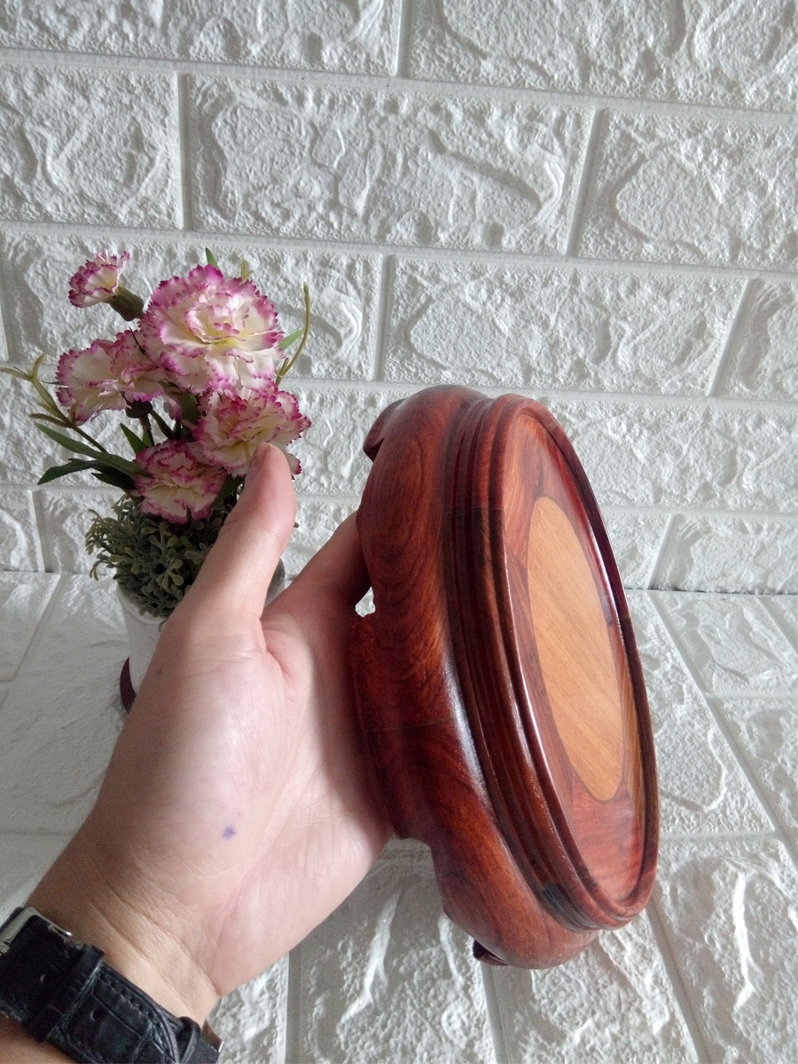 Kỷ đế tròn gỗ hương đỏ quý hiếm 21 cm mặt lòng 17 cm - KT21