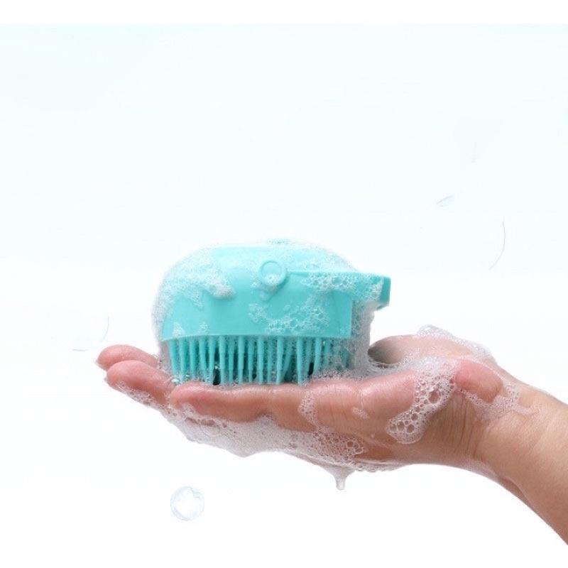 Bàn Chải Tắm Tạo Bọt Cho Chó Mèo Bằng Silicon Mềm Mại Có Chỗ Đựng Sữa Tắm Tạo Bọt Tiện Dụng