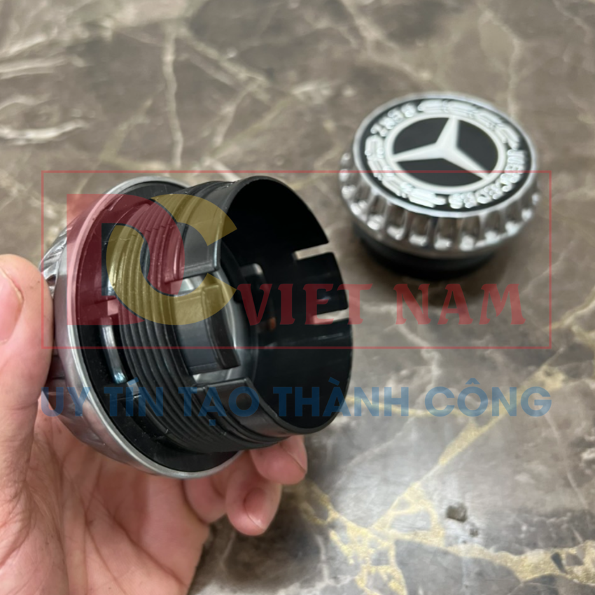 Logo chụp mâm, ốp lazang bánh xe ô tô Mercedes và Maybach WH3