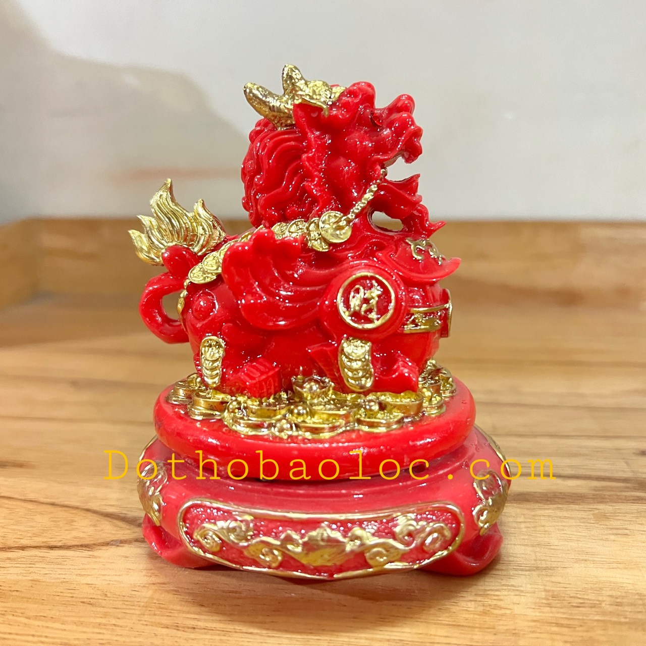Combo Tượng Tỳ Hưu phong thủy và tượng thiềm thừ phong thủy để bàn thờ thần tài- Bộ sản phẩm gồm 2 tượng – Đỏ