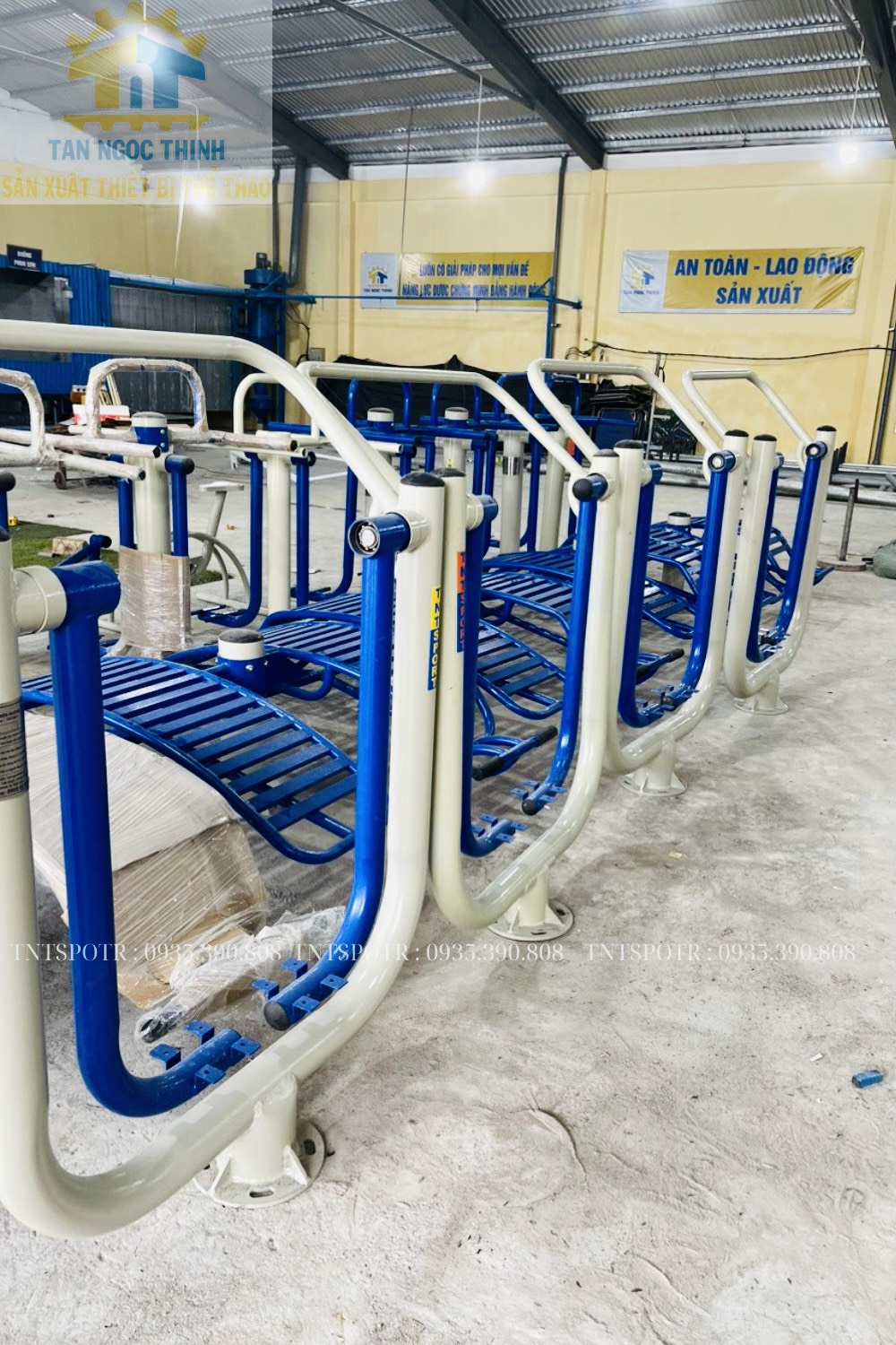 Máy Đi bộ trên không - Mã sản phẩm: TNT001
