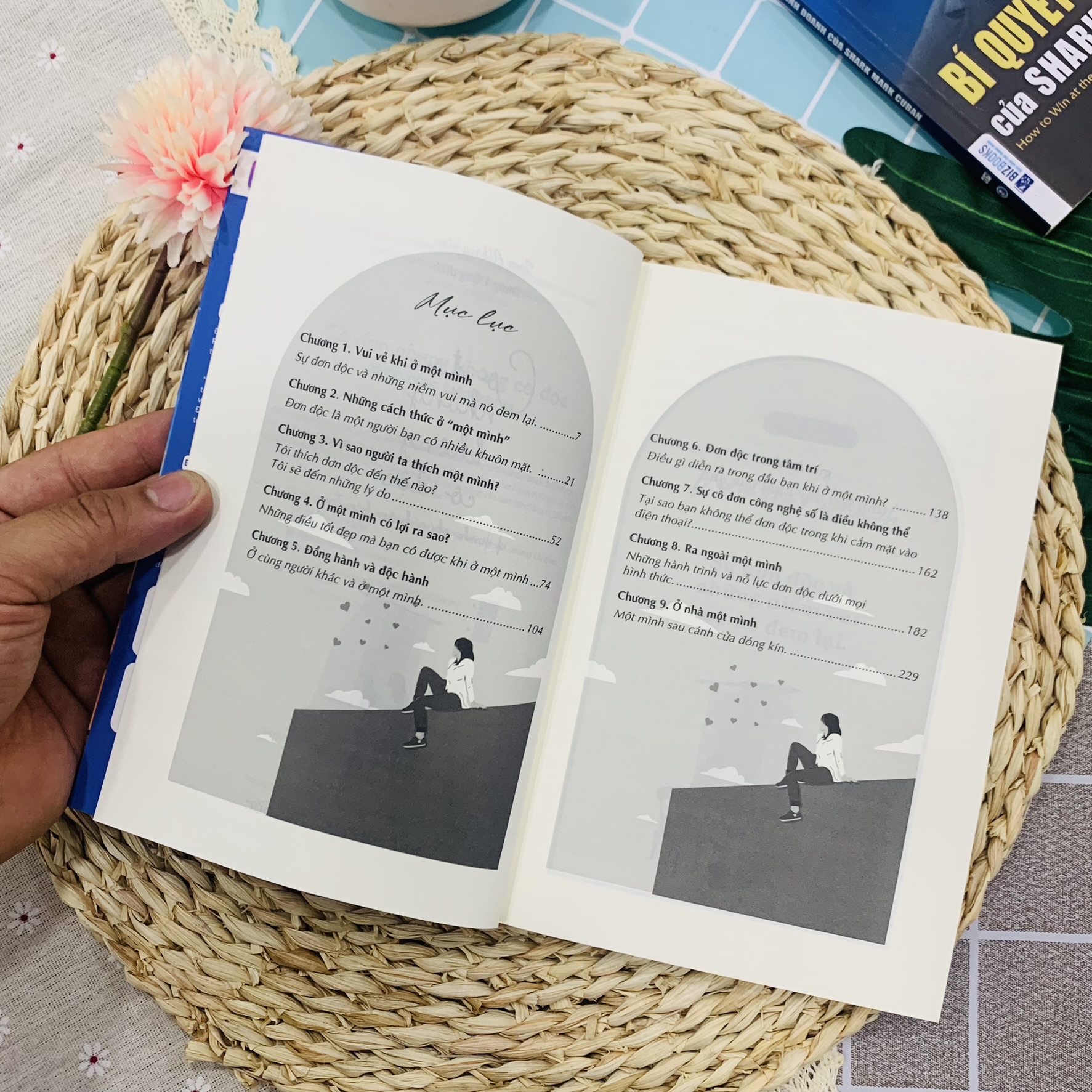 Sách Cô Đơn Nhưng Không Cô Độc – Hạnh Phúc Luôn Bên Ta