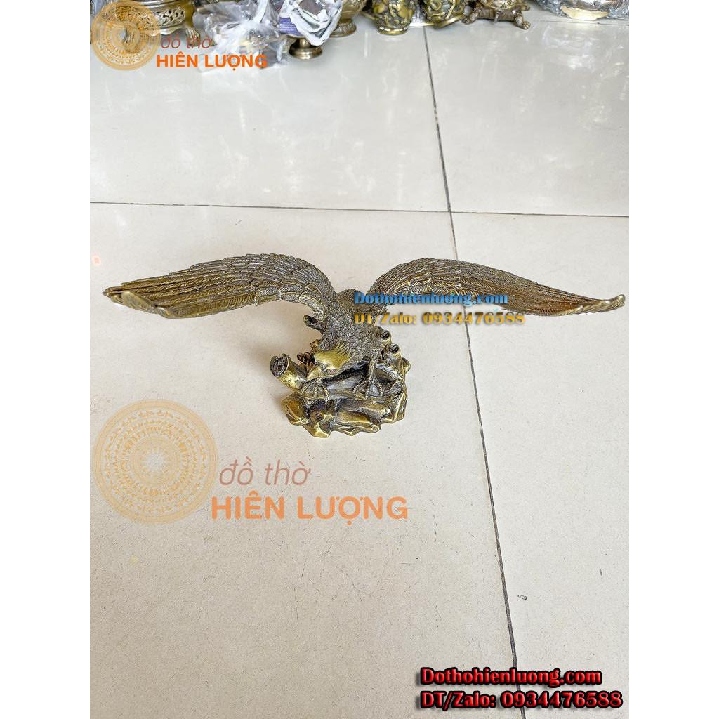 Tượng Linh Vật Đại Bàng Tung Cánh Đậu Cành Cây Màu Nâu Bằng Đồng Cao 26cm Loại Đẹp