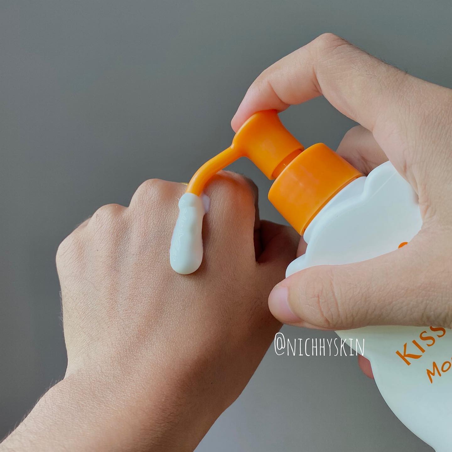Kem Chống Nắng Kissme Mommy Dành Cho Bé Từ 06 Tháng Và Người Có Làn Da Nhạy Cảm (Chai 100G)