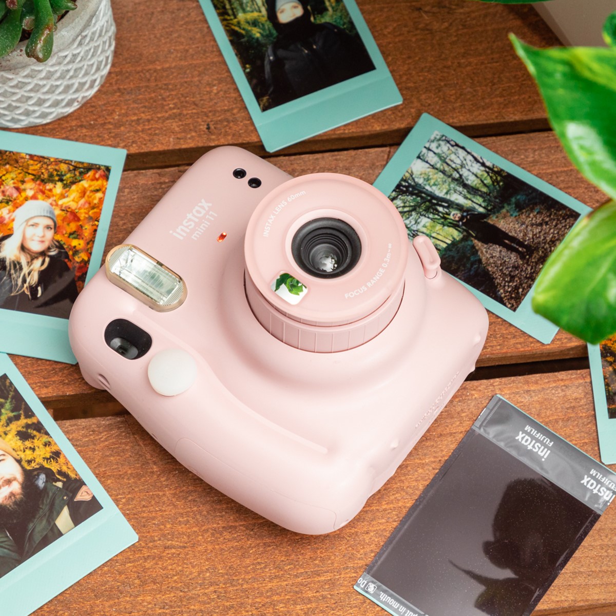 Máy chụp ảnh lấy liền Fuji film Instax Mini 11 - Hàng chính hãng