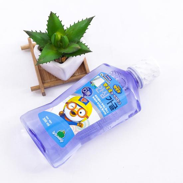 Nước súc miệng trẻ em Pororo vị táo 300ml tăng kèm móc khoá