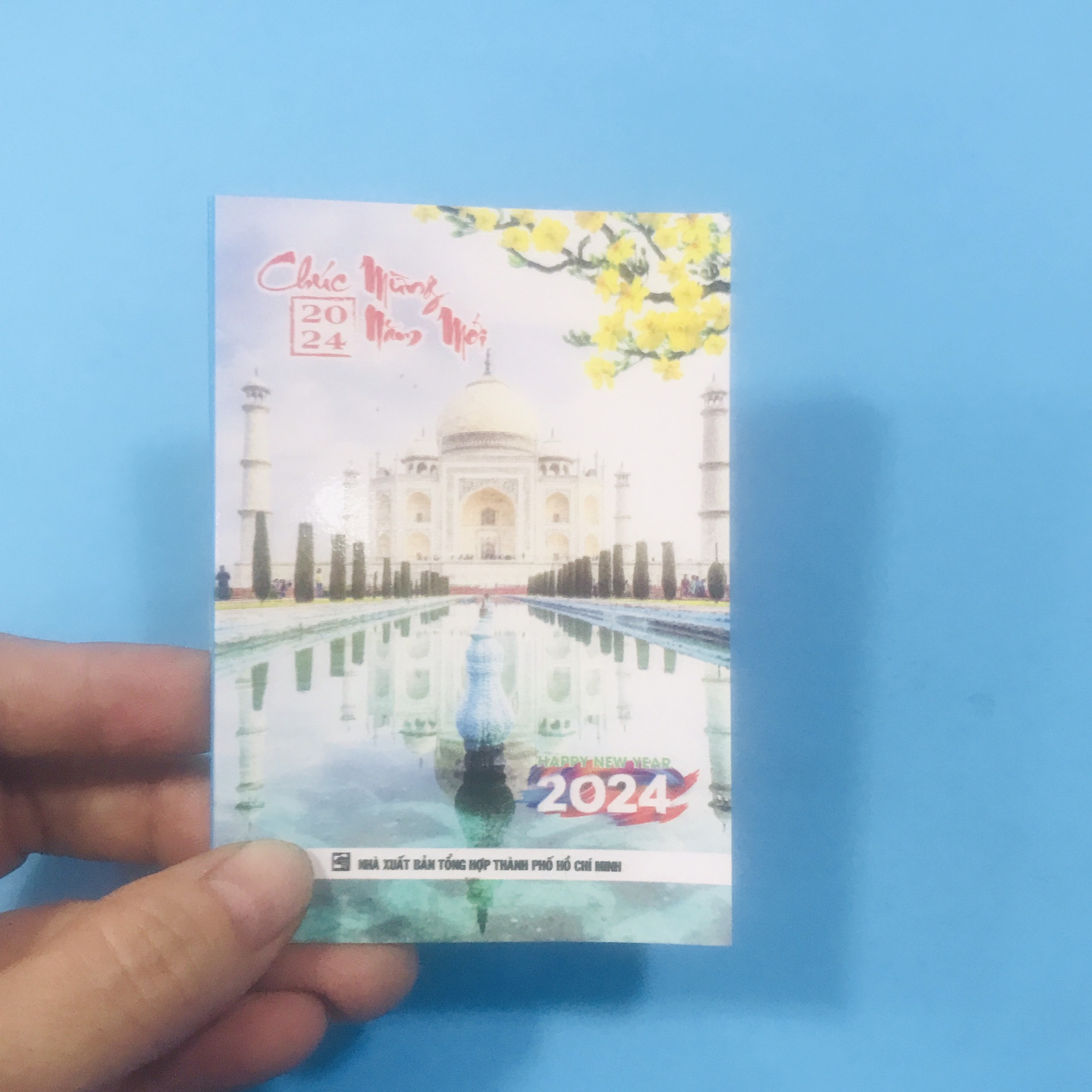 Lịch 2024 để bàn khổ 24*16cm có phần ghi chú`