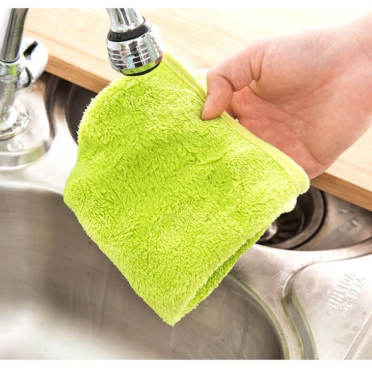 Khăn lau siêu thấm hút