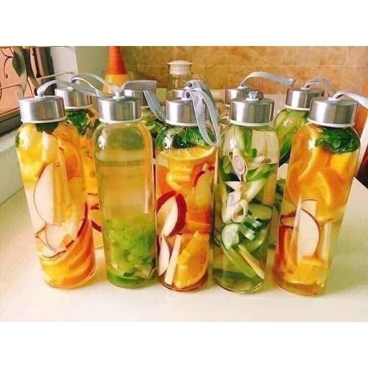 Bình nước thủy tinh