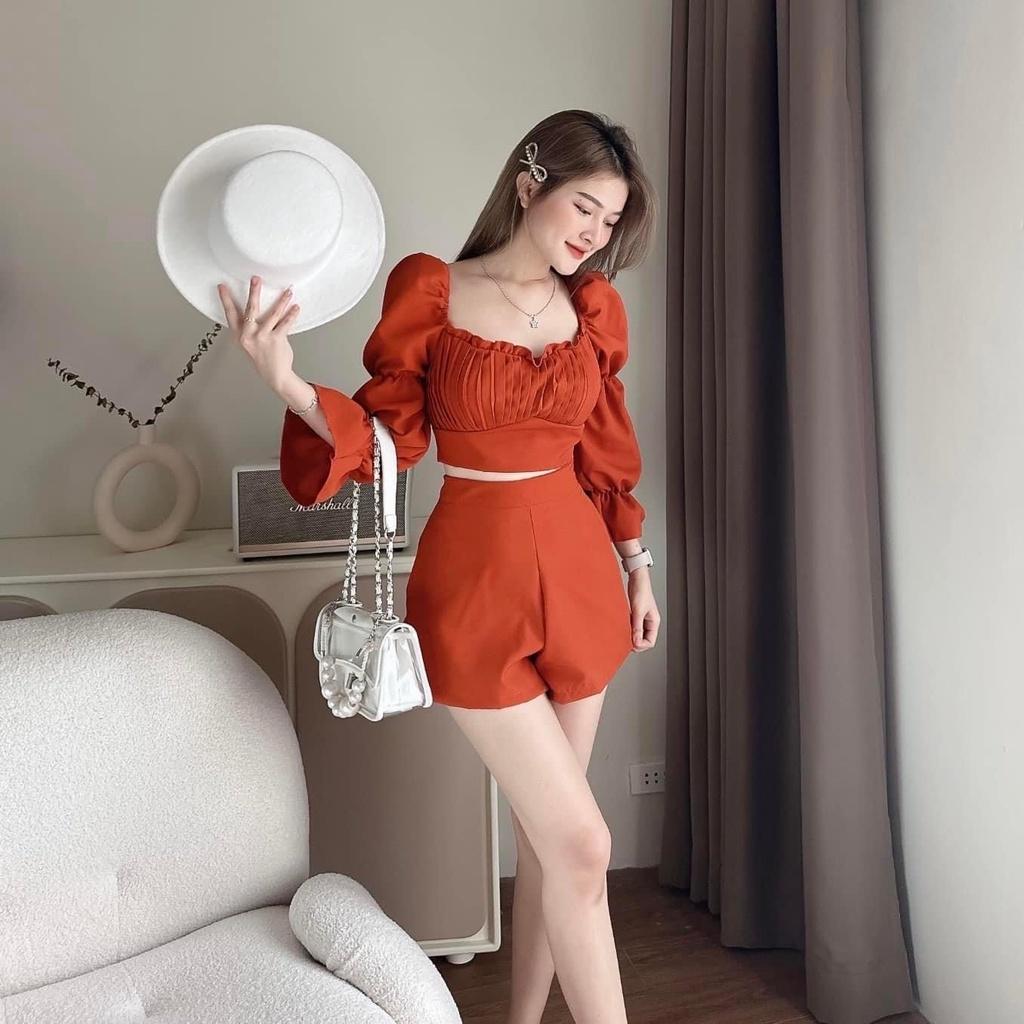 SET BỘ ĐI CHƠI, SET 2 MÓN ÁO CROPTOP CỔ VUÔNG TAY PHỒNG DÀI PHỐI QUẦN ĐÙI CỰC NỮ TÍNH