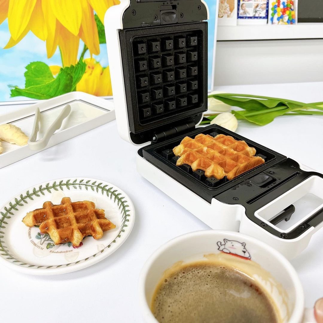 Máy làm bánh Waffle Luka KOREA