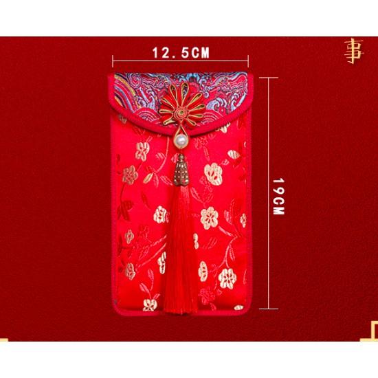 Lì xì vải gấm cao cấp dập vân nổi - Tua rua đính ngọc