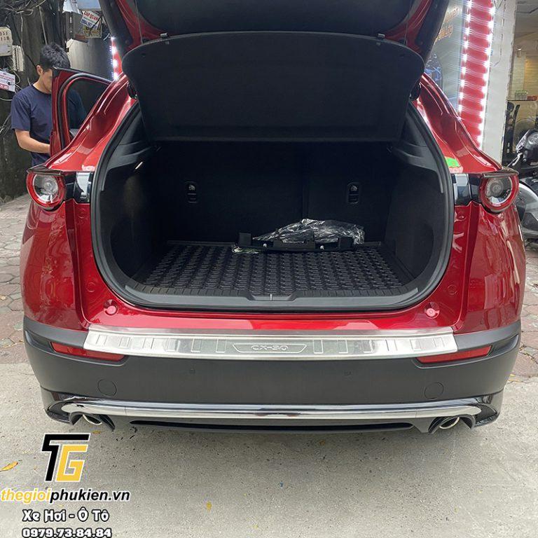 Ốp chống trầy cốp INOX Mazda CX-30, CX30