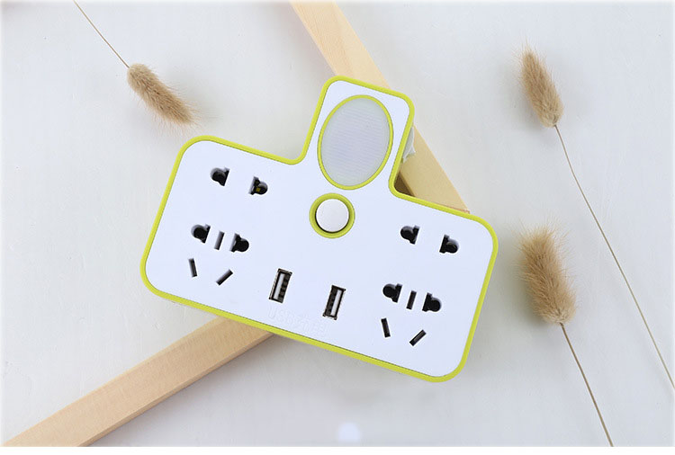Bộ chia ổ điện 2 cổng USB - Giao màu ngẫu nhiên