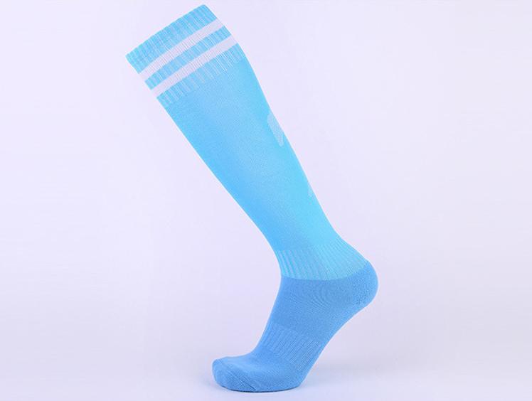 Combo 2 Đôi Vớ Dài Thể Thao 2 Sọc-Giao màu ngẫu nhiên