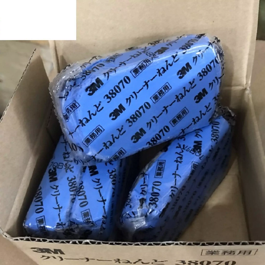 Đất sét tẩy bụi Sơn và nhựa bẩn bám trên xe