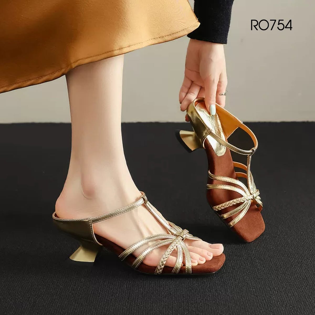 Dép cao gót nữ nhiều dây ROSATA RO754 -5p- Trắng, Vàng - BKSTORE - HÀNG VIỆT NAM
