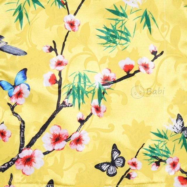 Áo dài cách tân bé gái kèm mấn xinh