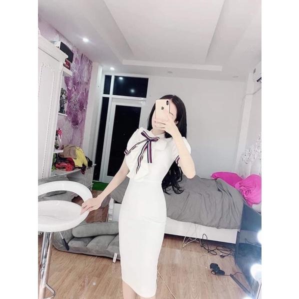 Đầm body umi bèo cổ