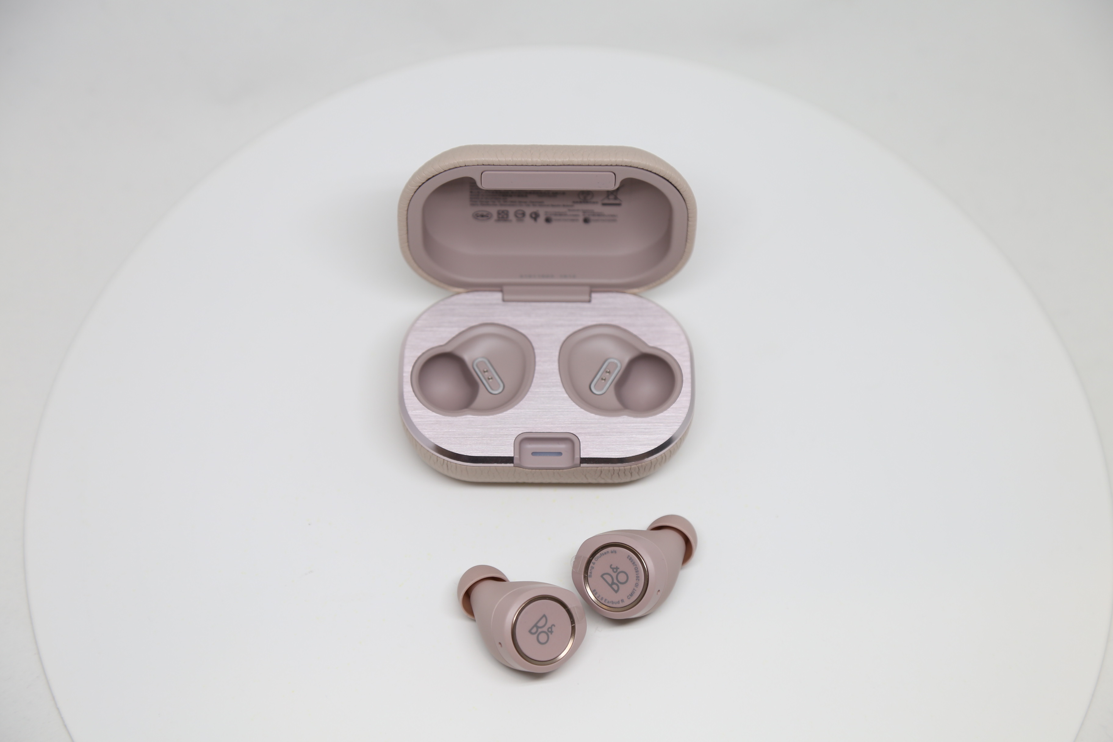 Tai nghe Bluetooth Beoplay E8 2.0 Pink