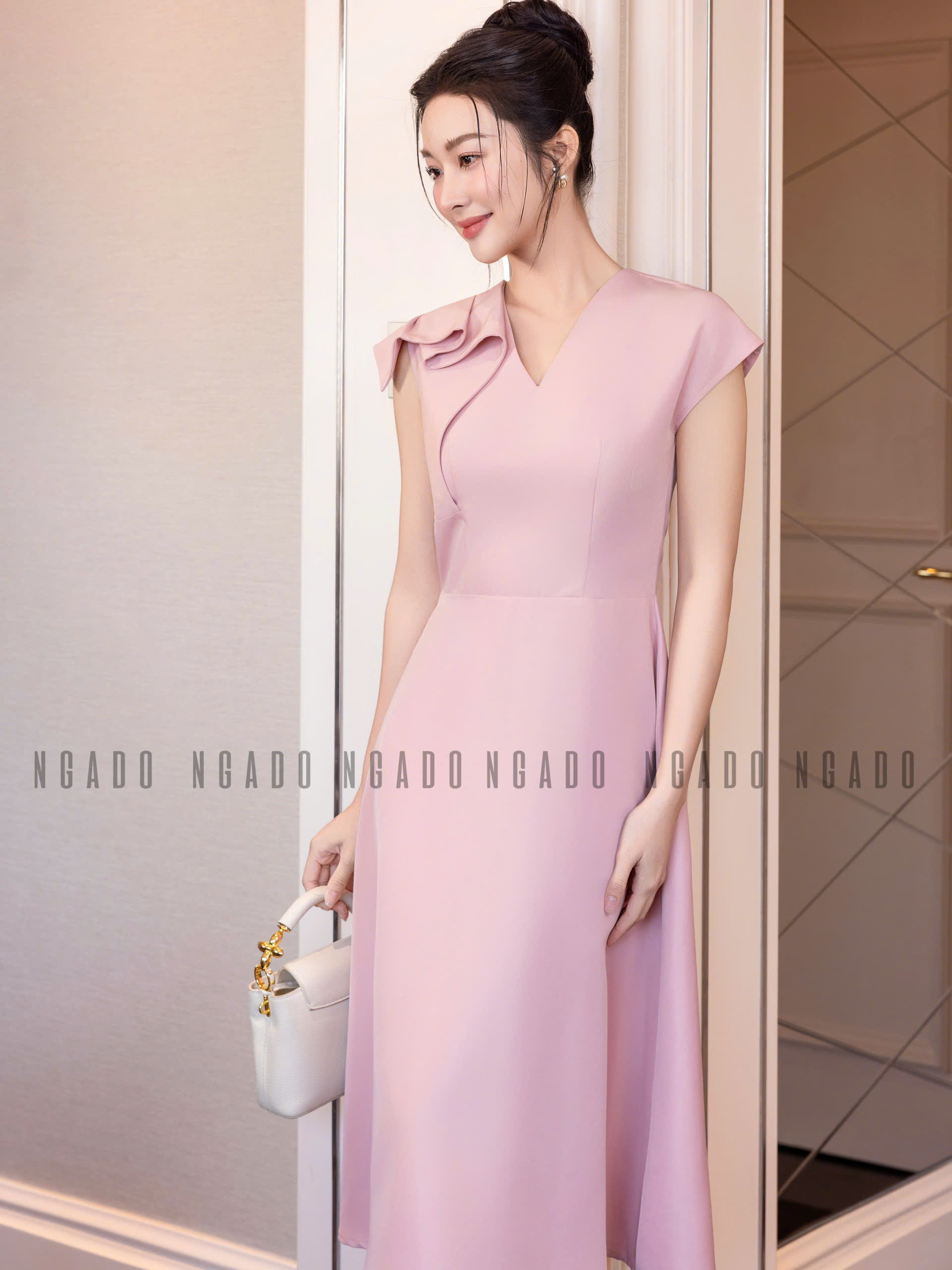Đầm hồng xếp ly vai NGADO , đầm kiểu Nữ , đầm dự tiệc , công sở