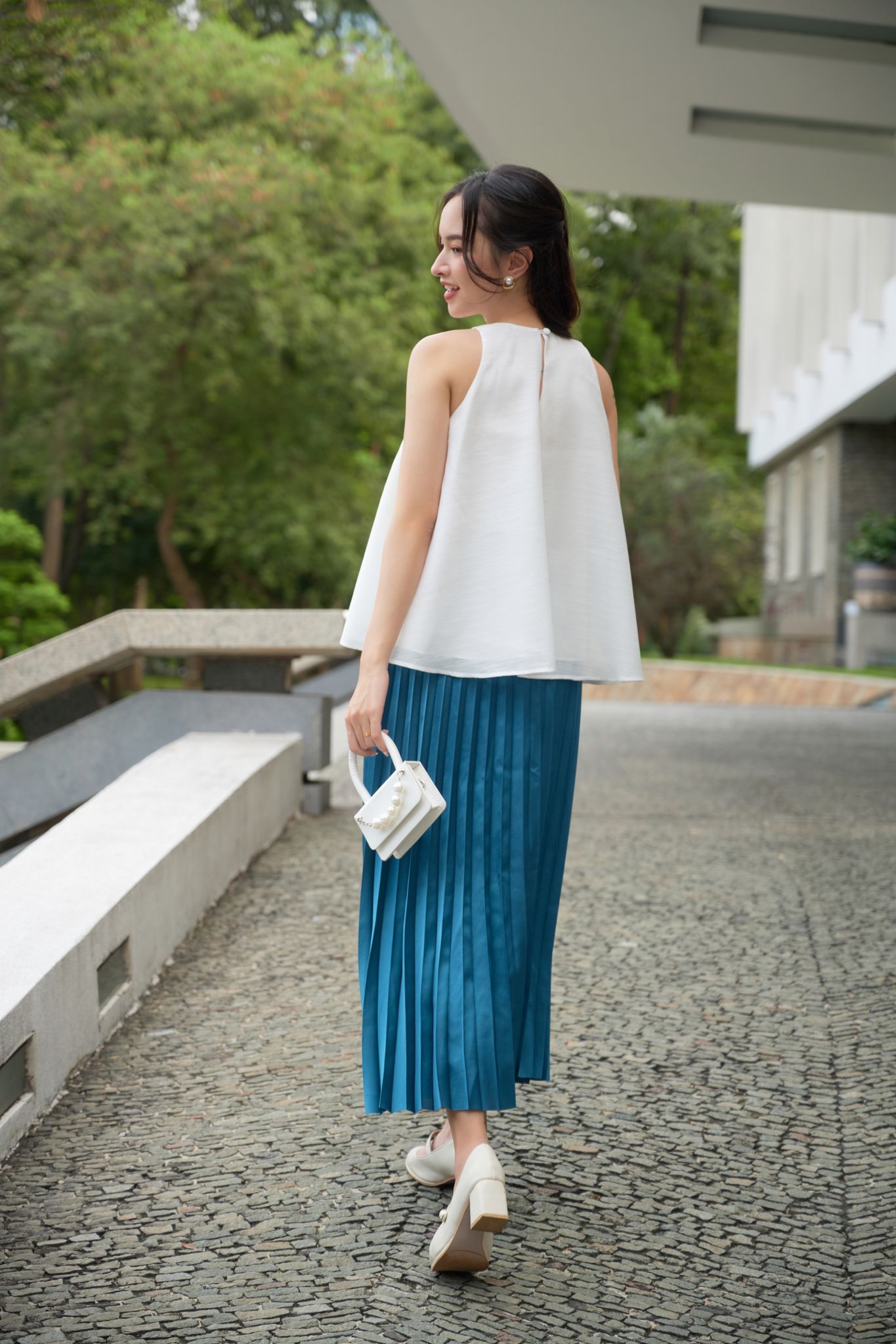 OLV - Chân váy Satin Pleated Skirt in Blue