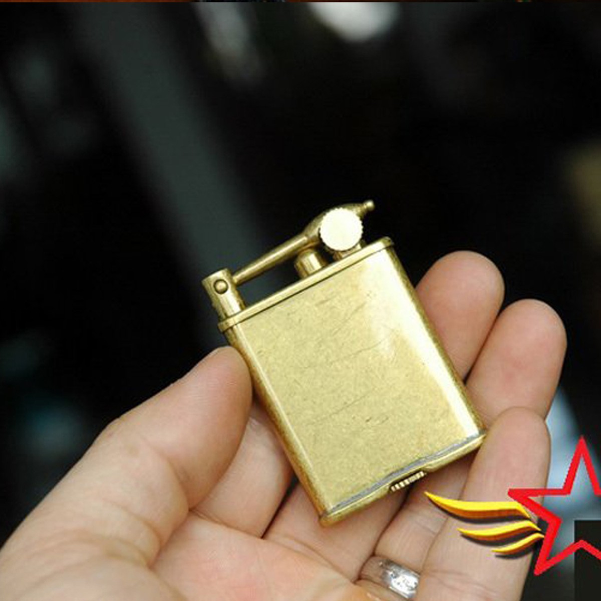 Combo Hộp Quẹt Bật Lửa Xăng Đá XD-06-1 + Tai Nghe Nhét Tai