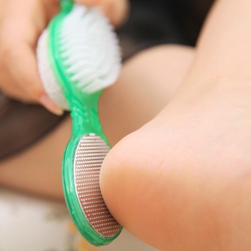 Chà gọt chân ,dụng cụ chà gót chân 4 in 1 tiện lợi