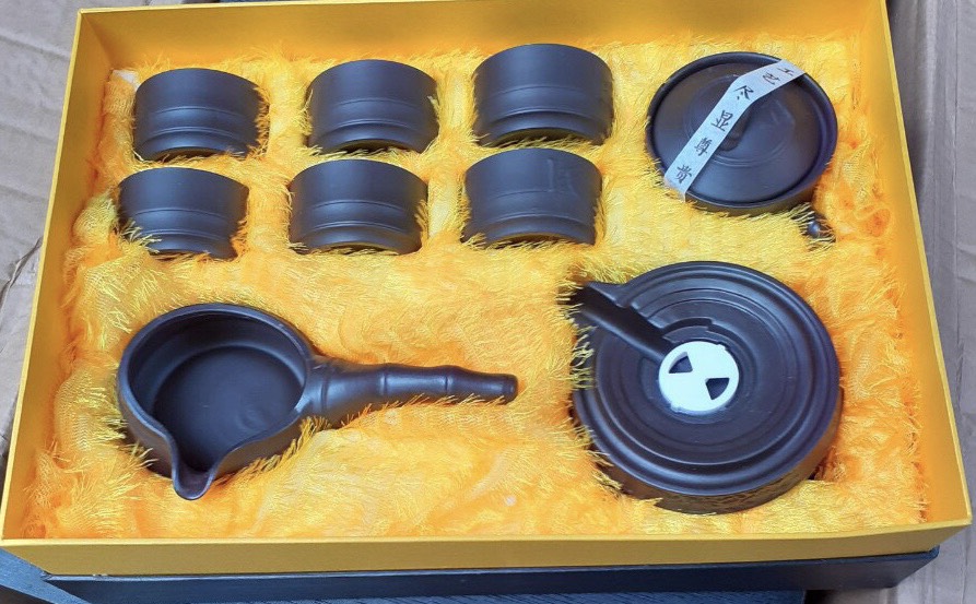 Bộ trà đạo bằng sứ màu nâu đất 9 món - vd177