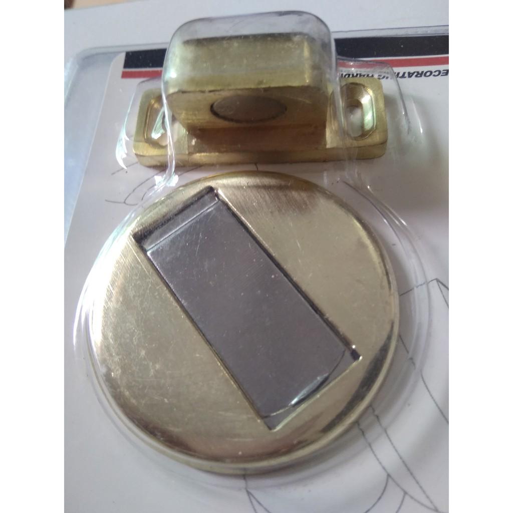 Chặn giữ cửa nam châm gắn sàn loại một, Chặn Cửa Nam Châm Gắn Sàn