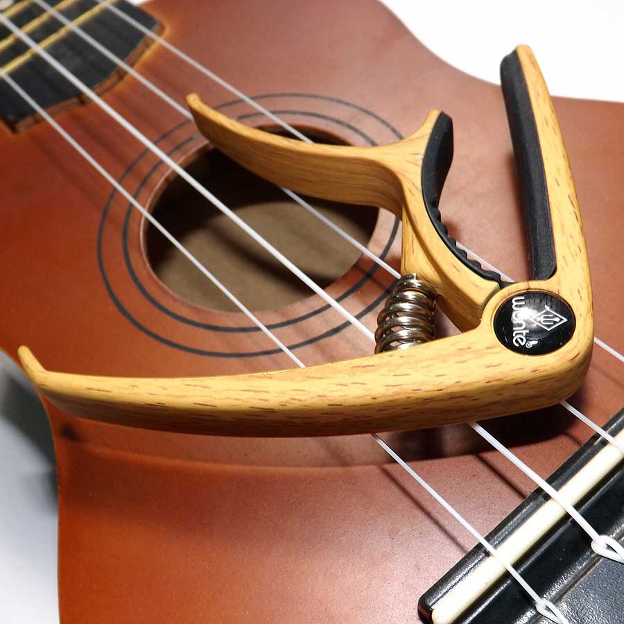 Capo Kẹp Đàn Guitar Mini Vân Gỗ Sẫm Cây Đinh Ba Wente