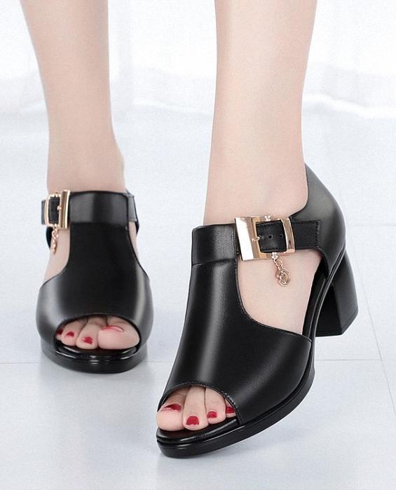 Giày Sandal nữ dáng trẻ trung, quyến rũ S0115