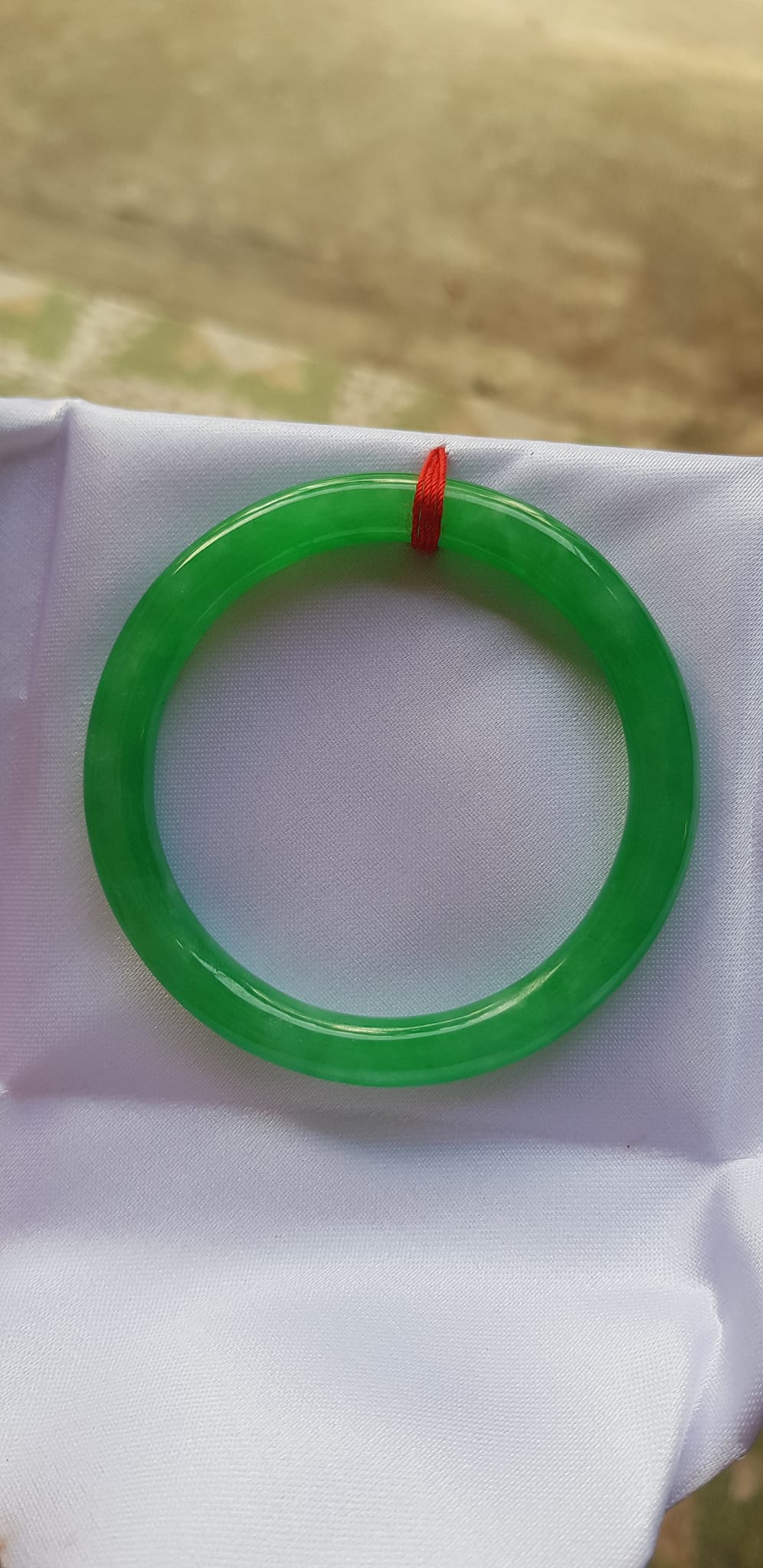 Vòng tay nữ đá cẩm thạch Đậu Đẹp I 50mm x cọng 7mm Vòng màu xanh lá tươi bóng đẹp hợp mệnh Mộc mệnh Hỏa mệnh thủy Nữ 50kg - 54kg đeo ạ