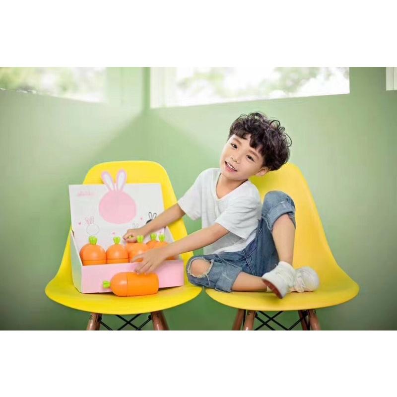 Bình nước giữ nhiệt tốt hình cà rốt và tai thỏ kiểu dáng gọn nhẹ