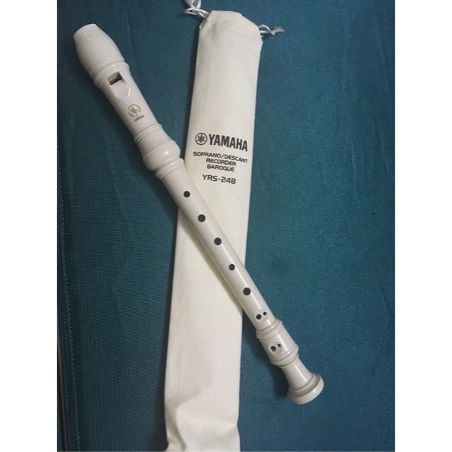 Sáo Soprano recorder Yamaha YRS-24B