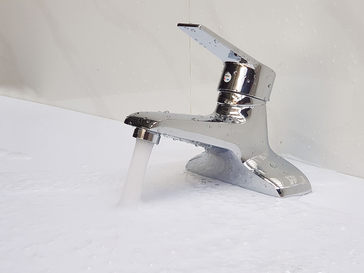 Vòi Lavabo nóng lạnh 2 chân Đồng mạ Chrome Eurolife EL-AZA03-1