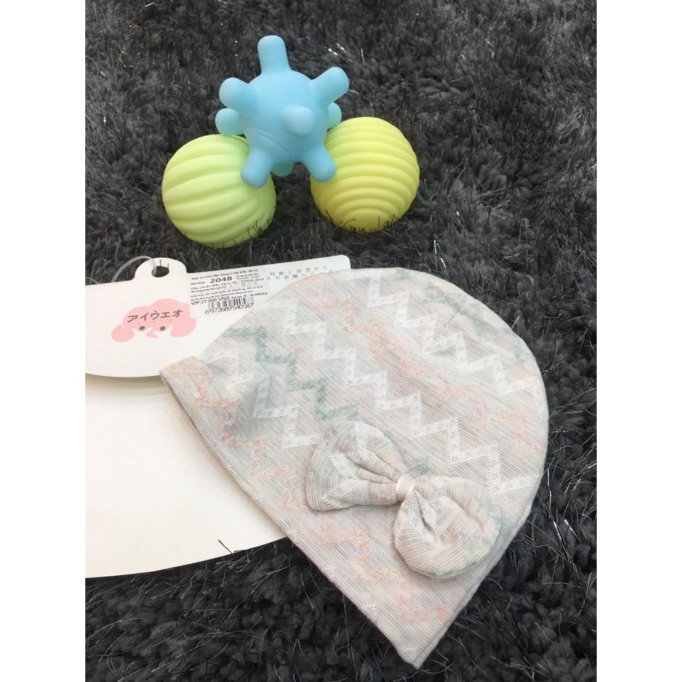 Nón sơ sinh đan bông 2 lớp kiểu cái nơ cho bé từ 0-6 tháng , chất liệu cotton 100% , thương hiệu Aiueo Nhật Bản