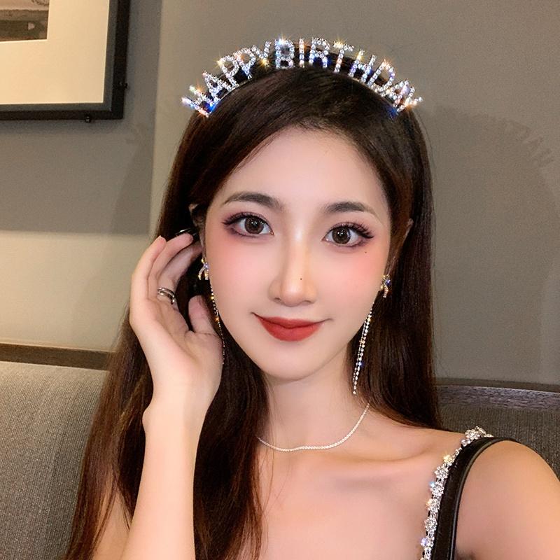 Cài tóc Happy birthday màu bạc đính đá lấp lánh và đáng iu