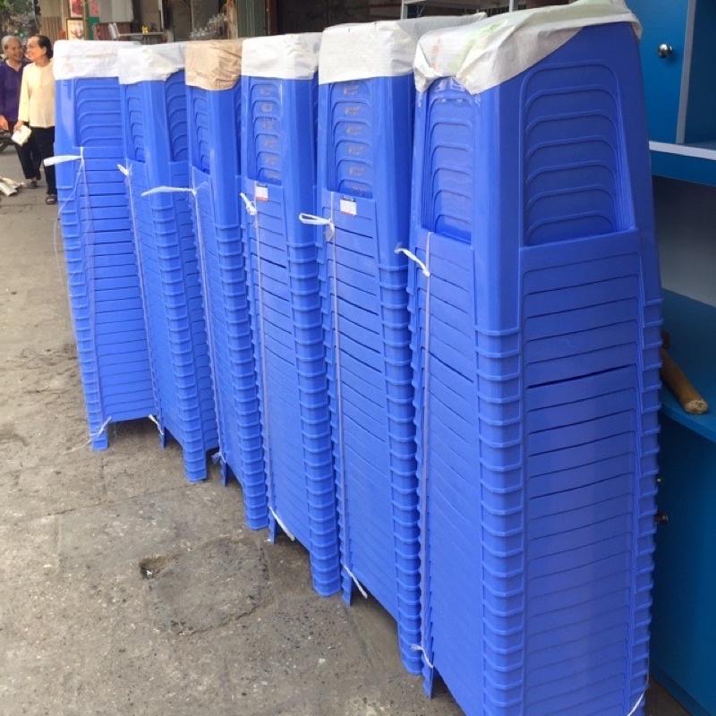 Ghế nhựa cao vuông Việt Nhật
