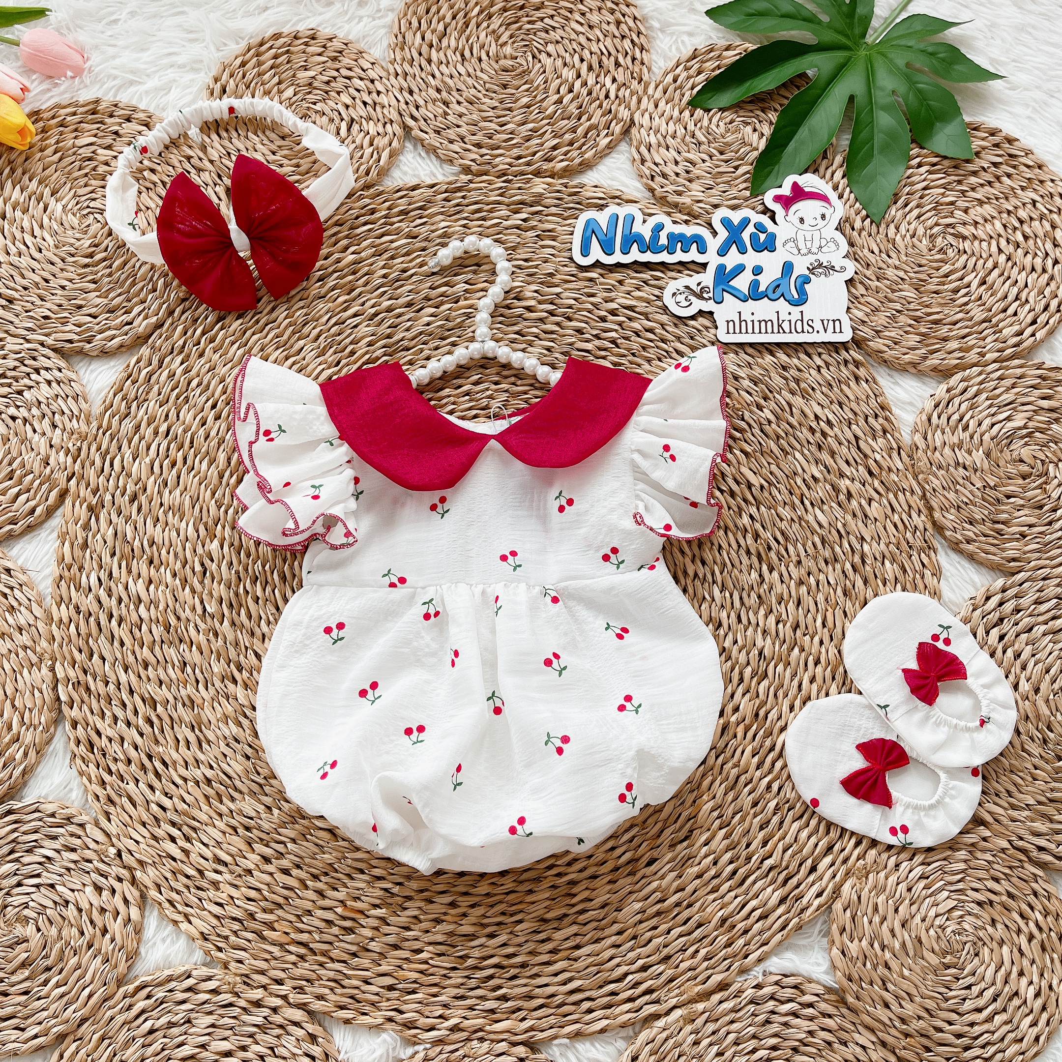 Body Hoạ Tiết Quả Cherry Nhỏ Chất Tơ Đũi Cho Bé Gái 3 Đến 12kg