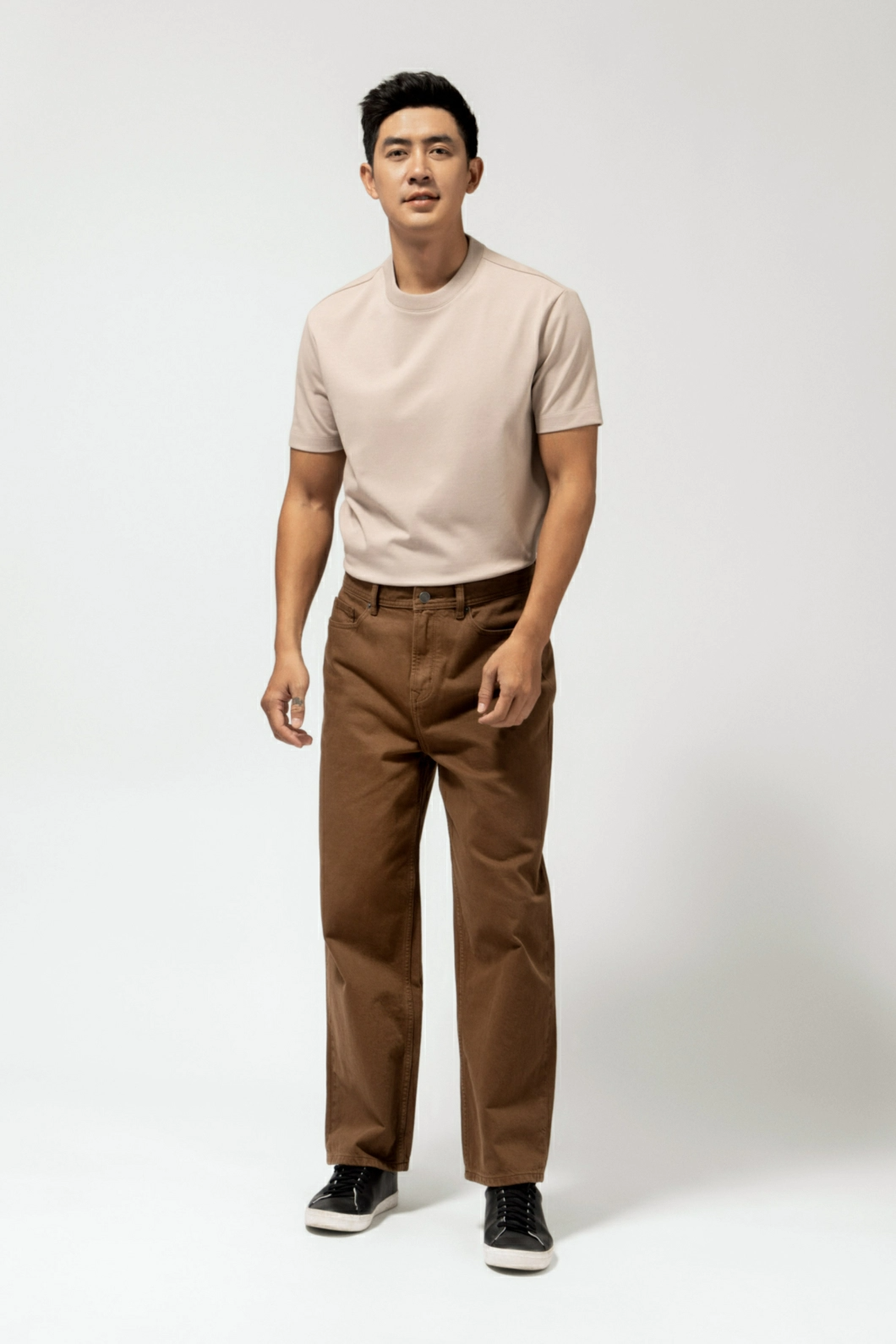 Áo Thun Nam ROUTINE Coffee Lovers Trơn Form Fitted - 10S24TSS009 | LASTORE MENSWEAR