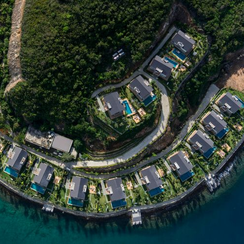 Trọn Gói 2N1D Tại MERPERLE Hòn Tằm Resort 5* - Ăn sáng, Ăn Trưa Hoặc Tối. Miễn Phí Vé Vào Cổng Khu Vui Chơi Sparkling Waves.