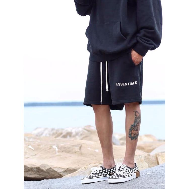 Quần Short Nam Nữ Hàn Quốc Unisex Dáng Rộng In Chữ ESSEN 2 Màu Cực Chất