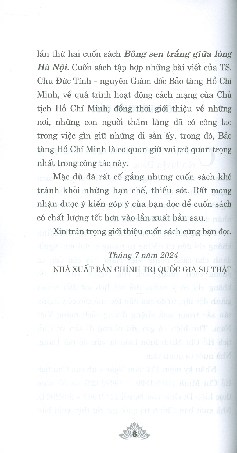 Bông Sen Trắng Giữa Lòng Hà Nội (Sách về Chủ tịch Hồ Chí Minh)