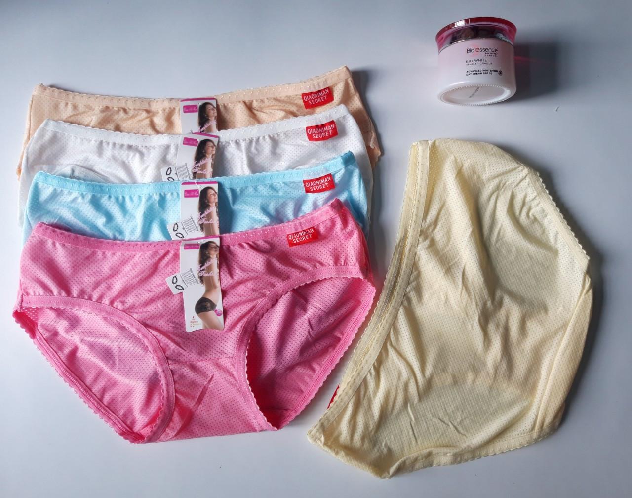Combo 10 Quần Lót Nữ Cotton Thái Thông Hơi Cao Cấp - Freesize 45-60kg – Phom Truyền Thống - Phù Hợp Mọi Lứa Tuổi - Giao Màu Ngẫu Nhiên + Tặng kèm set 5 dây cột tóc xinh xắn