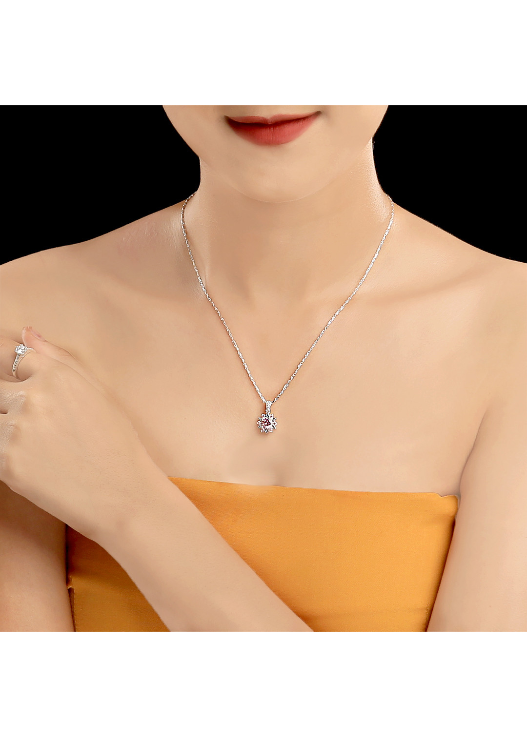 Dây Chuyền Glosbe Pink