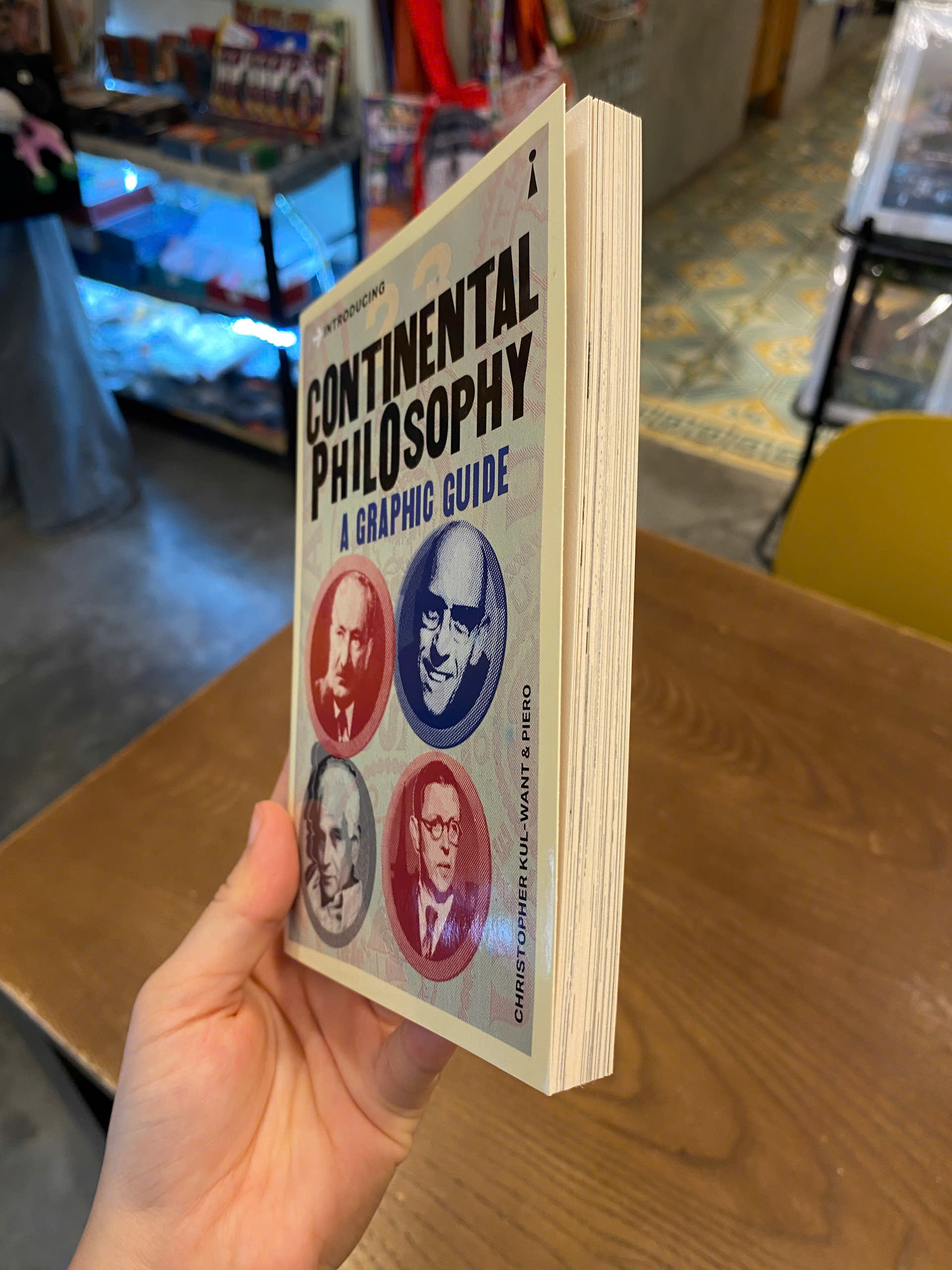 Sách - Introducing Continental Philosophy: A Graphic Guide by Christopher Kul-Want | English Book